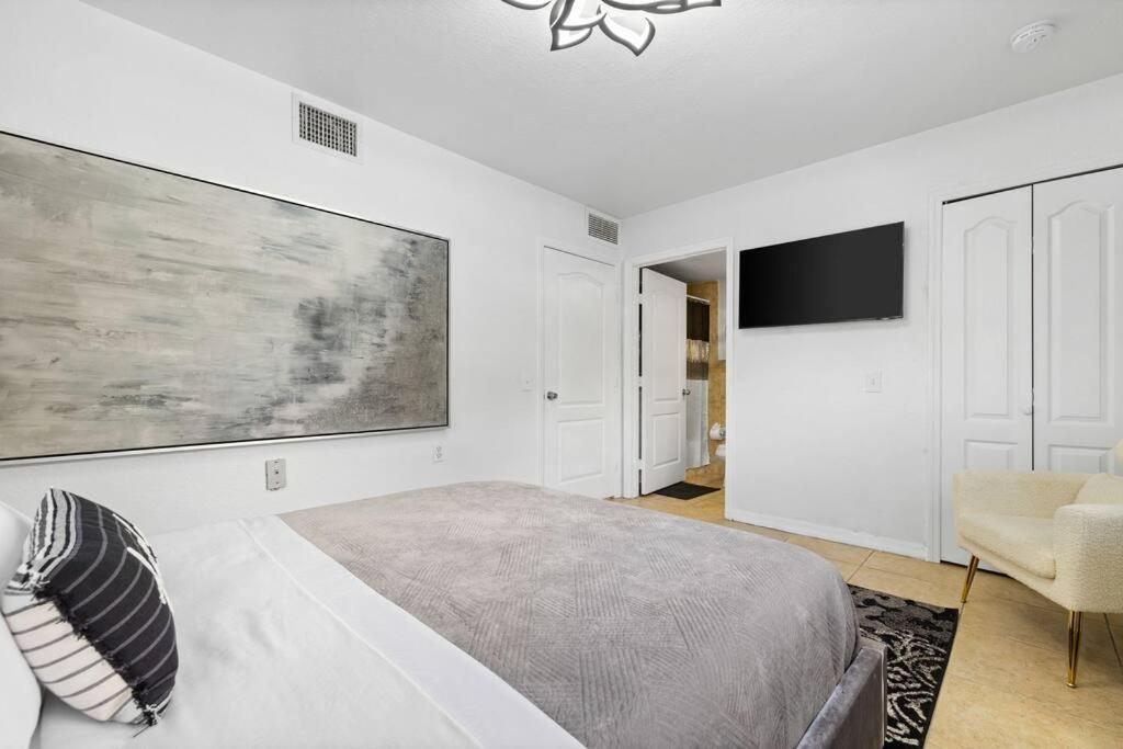 Beautiful Apartment In The Heart Of Miami Apt 8 ภายนอก รูปภาพ